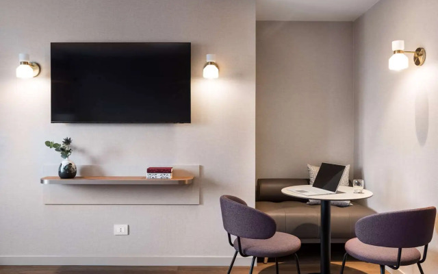 Ambasciatori Hotel Mestre Venice, Tapestry Collection by Hilton