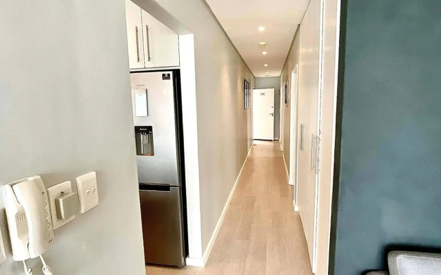 706 Portico