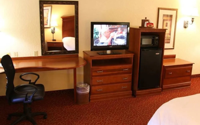 Baymont Inn & Suites Grenada MS