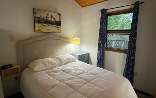 Black Horse Motor Inn