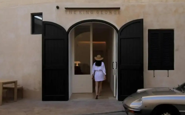The King George Village Boutique Living