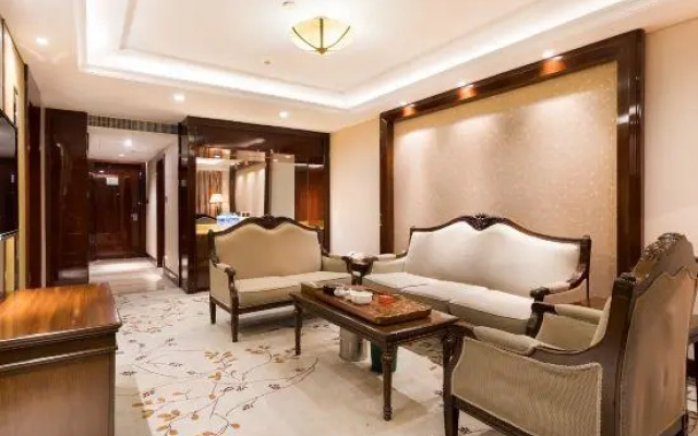 Honor Hotel