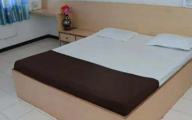 Hotel Rahi