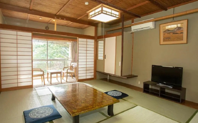 Hotel Okukujikan