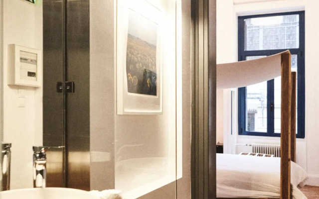 Art Pantheon Deluxe Suite