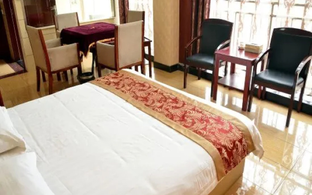 Weiyi Jincheng Business Hotel