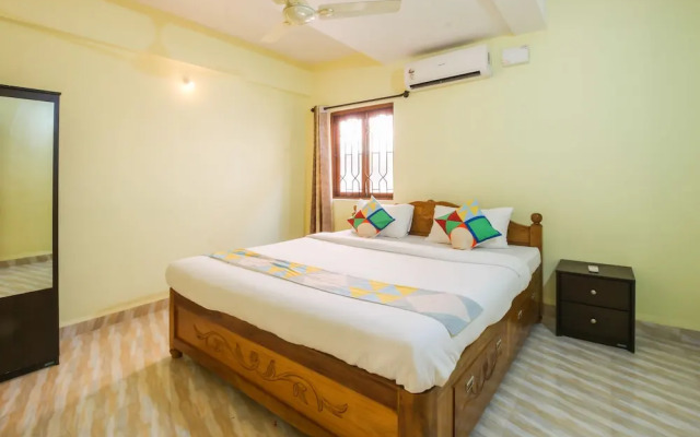 OYO 15529 Home Decent 2BHK Candolim