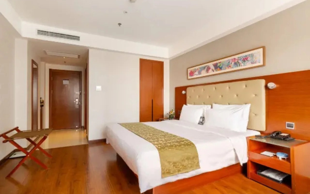 Ease Hotel Shenyang Palace Zhongjie Metro Station