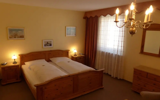Hotel Simon