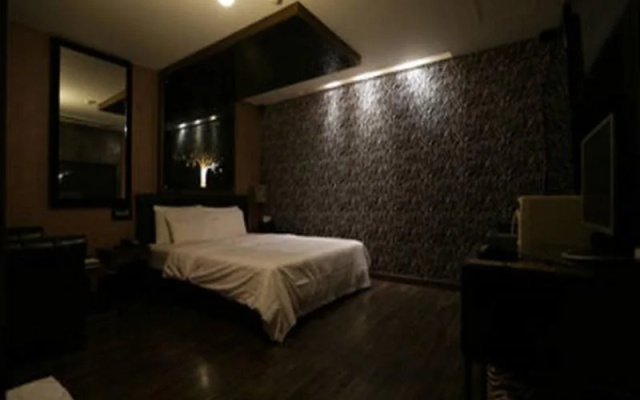 Time Hotel
