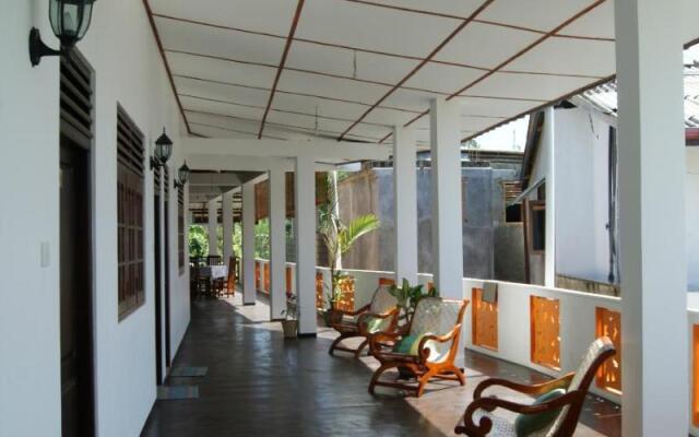 Prime Time Hotel вид на фасад