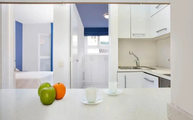 Apartment for 4 People With Terrace
