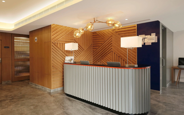 Holiday Inn Express Ahmdabad Prahlad Nagar by IHG