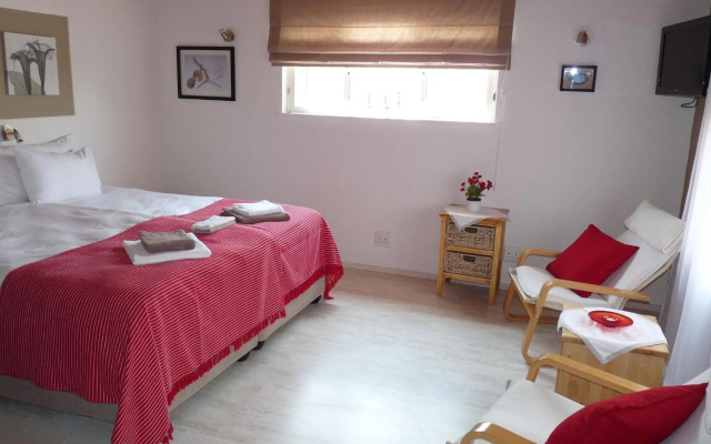 Meikes Guesthouse