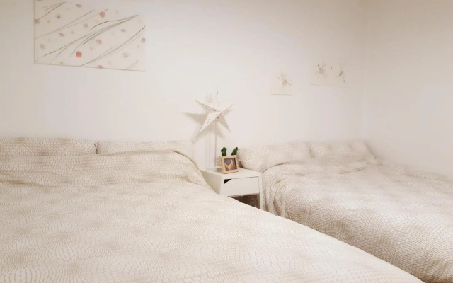 Hongdae Mainstreet Two Room House