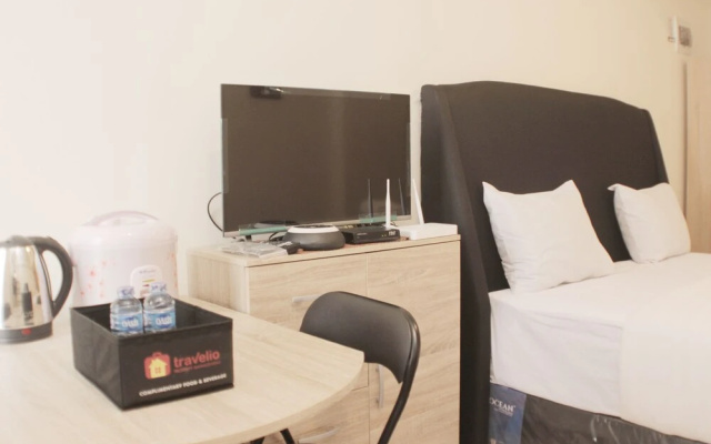 Warm And Cozy Studio At Meikarta Apartment