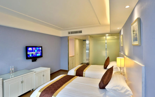 Relax Hotel