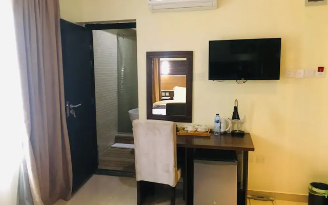 Stoneside Hotel and Apartments