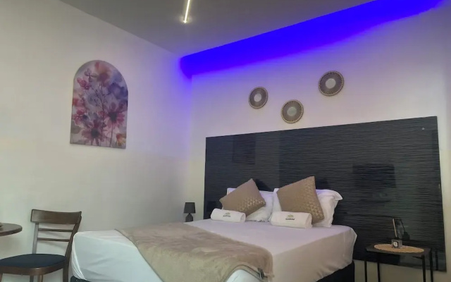 4040 Accomodation