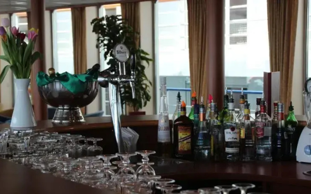 Fairtours Hotelschiff Regina Rheni Cologne