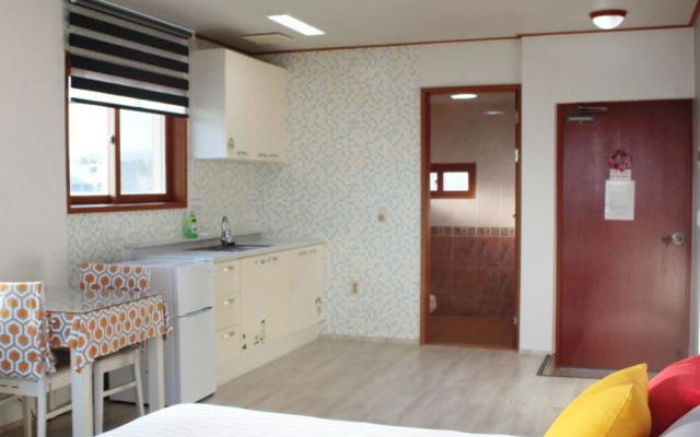 Seogwipo Jeju Badagaeso Pension