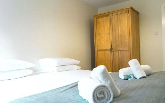 JOIVY Adorable Flat Near Fountain Park W/ Parking