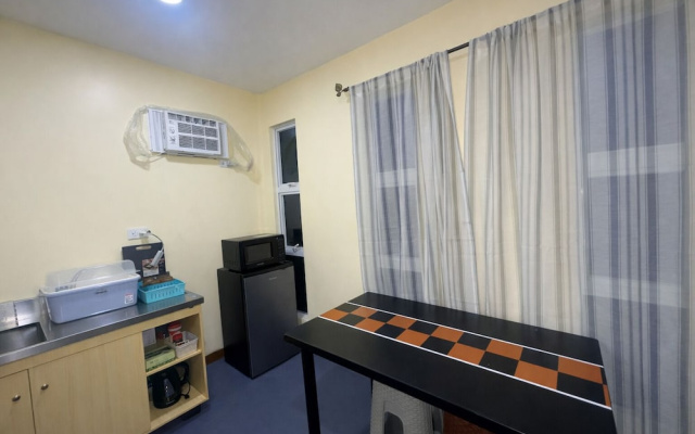 Belechl Ranch Studio Rental - Cozy Compact Room with Private Bathroom