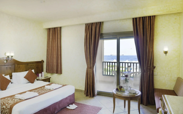 Charmillion Sea Life Resort