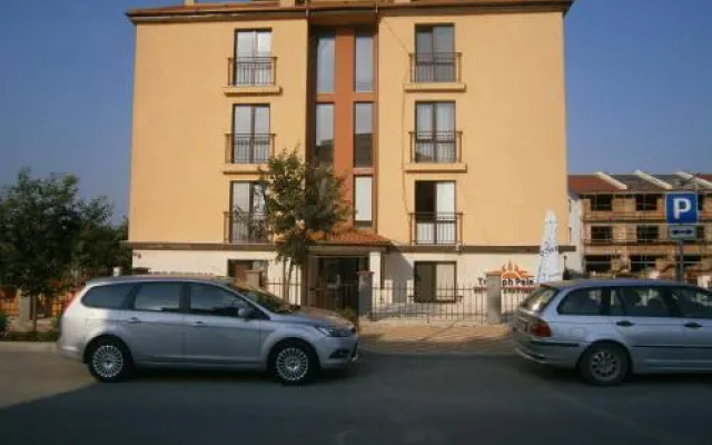 Triumph palace