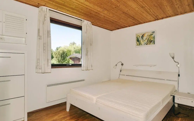 6 Person Holiday Home in Store Fuglede
