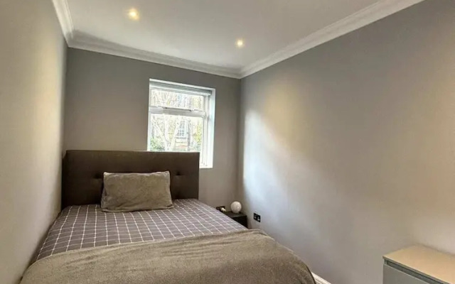 Elegant & Beautifully Presented 1BD Flat- Chelsea!