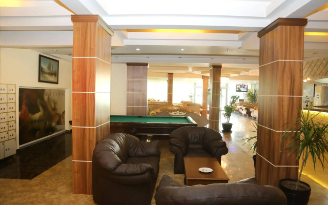 Отель Club Monte Carlo