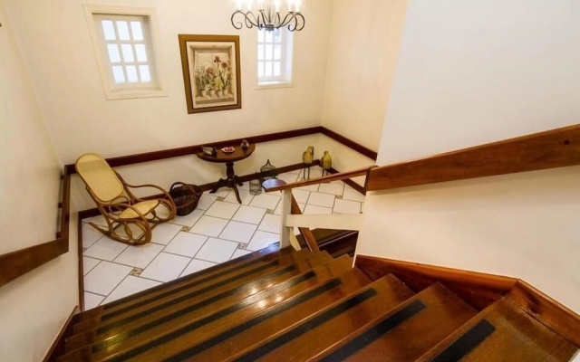 Pousada Casa Gialla - Campos do Jordão