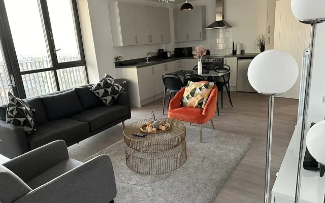 Immaculate 2-bed Apartment in East London