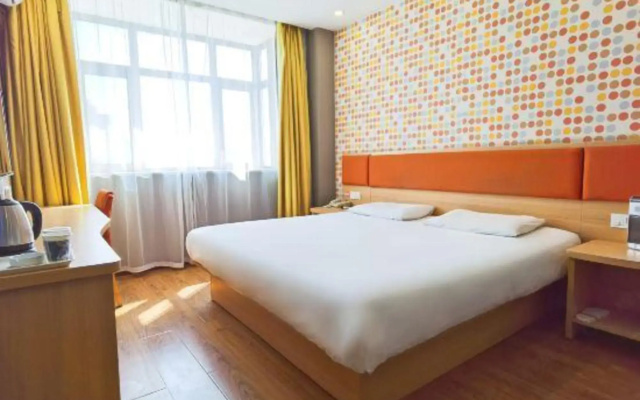Mingxi Hotel (Tongliao Holin River Avenue Minzu University Affiliated Hospital)