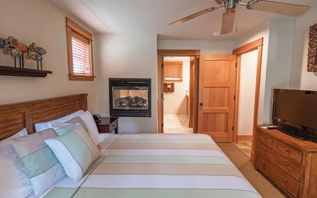 Lodges at Cannon Beach D2