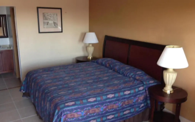 Cloud 9 Inn