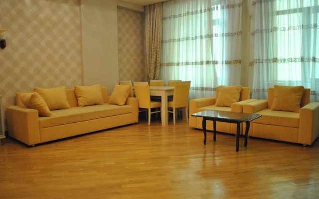 Apartment on Mirza Fatali Akhundov 179 2