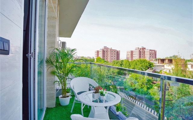 FabHotel F9 Noida Sector 56