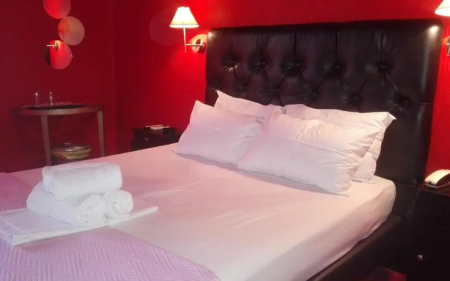 Feevos Hotel
