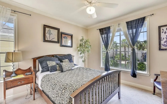 Sea n' Swim by Ryson Vacation Rentals
