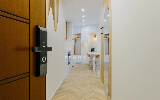 Zennova 72 Tsinari Luxury Suite