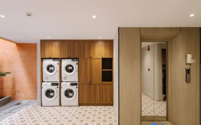 Signy House Residence