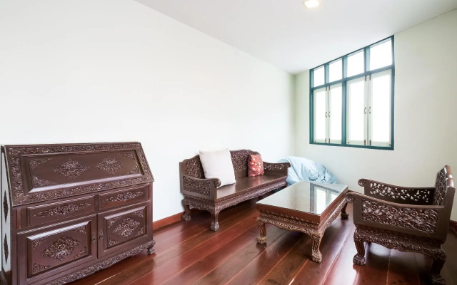 Baan Khun Nine Hostel Wangdoem
