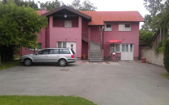 Guest House Lucija