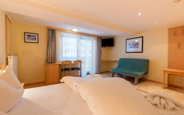 Cosy Apartment in Langenfeld With Sauna