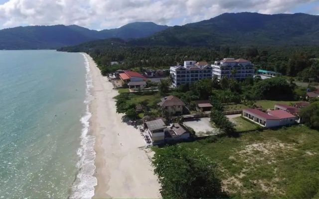 2-Bedroom Khanom Beach Ocean Front Condo