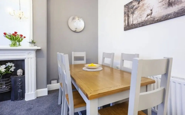 Melrose Yard Apartment 2