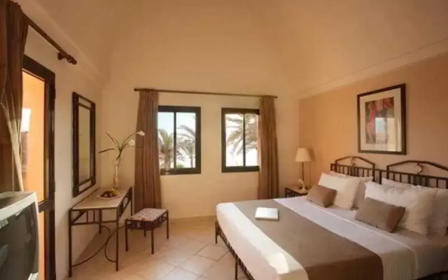 Sol y Mar Shams Suites