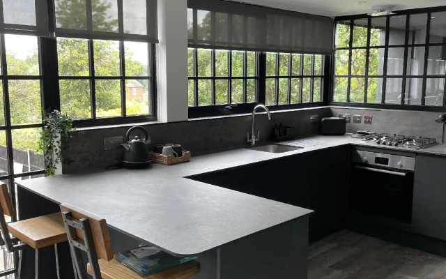Booking Urban - Halstead